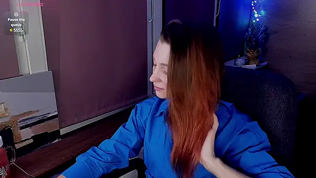 Snapshot of Fox_sky_Fox chatting on 20, 12, 2024 Fox sky Fox online show from 20, 12, 2024