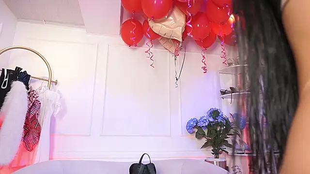 Snapshot of elasummer chatting on 19, 2, 2026 elasummer online show from 19, 2, 2026