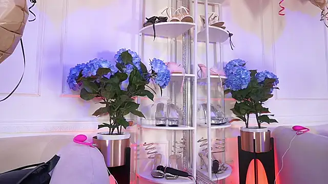 Snapshot of elasummer chatting on 24, 2, 2026 elasummer online show from 24, 2, 2026