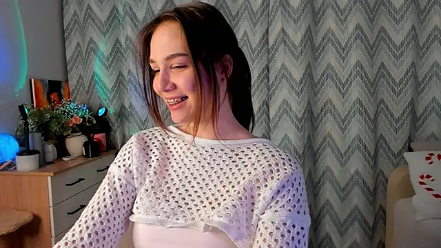 Tate Angel online show from 28, 1, 2025
