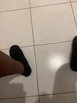 Snapshot of arrete2025 chatting on 5, 3, 2026 arrete2025 online show from 5, 3, 2026