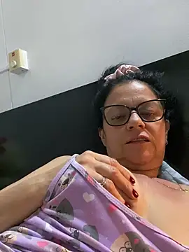 Sharongirl07 online show from 17, 12, 2025