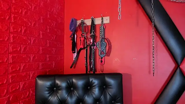 Snapshot of Monttserratt chatting on 29, 9, 2025 Monttserratt online show from 29, 9, 2025