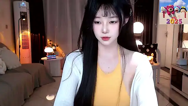 sweateanv  online show from 18, 1, 2025