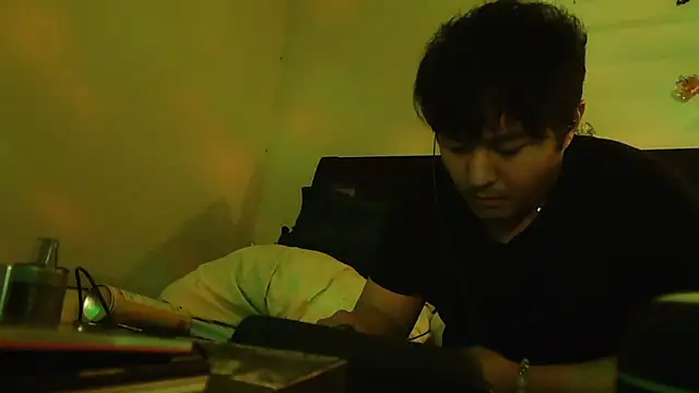 Snapshot of cloudyspun chatting on 22, 11, 2025 cloudyspun online show from 22, 11, 2025