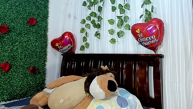 Snapshot of lina_paola9 chatting on 15, 2, 2025 lina paola9 online show from 15, 2, 2025