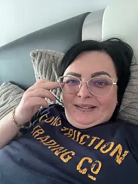 Amandamuller1982 online show from 19, 12, 2024