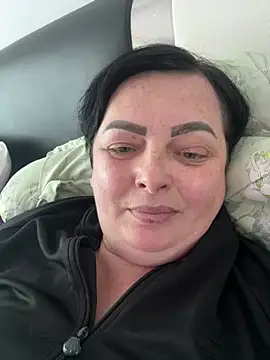 Amandamuller1982 online show from 4, 1, 2025
