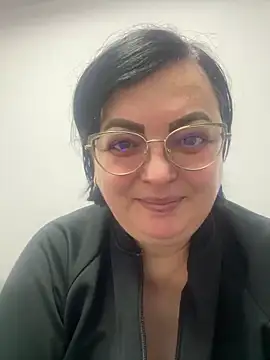 Amandamuller1982 online show from 6, 1, 2025