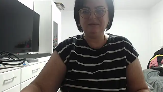 Snapshot of Amandamuller1982 chatting on 17, 10, 2025 Amandamuller1982 online show from 17, 10, 2025