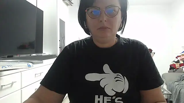 Snapshot of Amandamuller1982 chatting on 5, 11, 2025 Amandamuller1982 online show from 5, 11, 2025