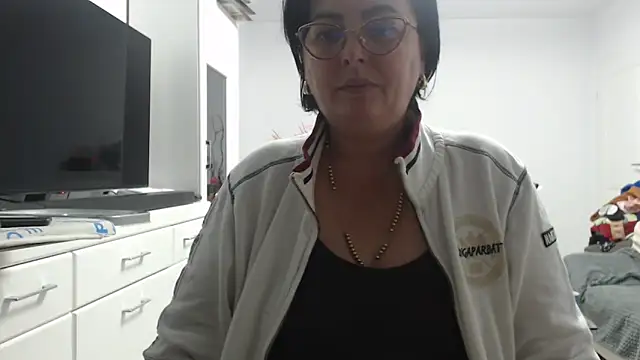 Snapshot of Amandamuller1982 chatting on 7, 11, 2025 Amandamuller1982 online show from 7, 11, 2025