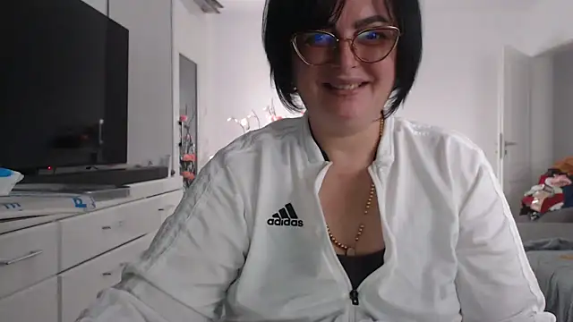 Snapshot of Amandamuller1982 chatting on 19, 11, 2025 Amandamuller1982 online show from 19, 11, 2025