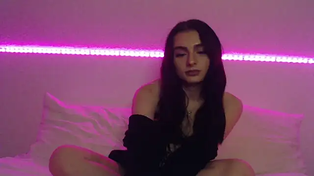 Snapshot of AdelinaAlia chatting on 26, 2, 2025 AdelinaAlia online show from 26, 2, 2025