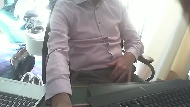 Snapshot of shyfrenchcock1 chatting on 10, 11, 2025 shyfrenchcock1 online show from 10, 11, 2025