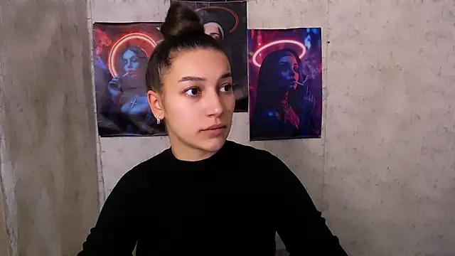 KarolinaRosse  online show from 22, 11, 2025