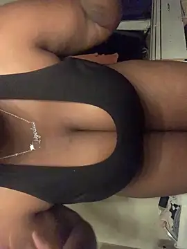 Snapshot of ethergodess9 chatting on 25, 10, 2025 ethergodess9 online show from 25, 10, 2025