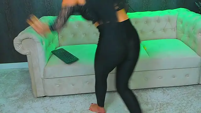 anemarieejolie online show from 20, 12, 2024