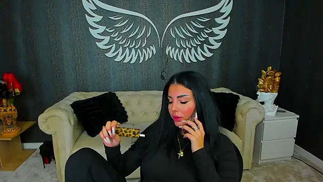 Snapshot of anemarieejolie chatting on 6, 11, 2025 anemarieejolie online show from 6, 11, 2025