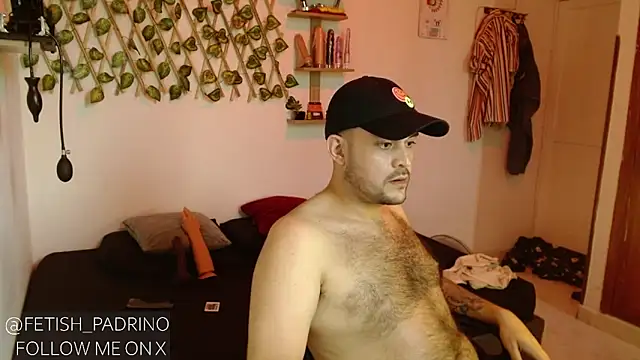 fetish padrino online show from 18, 1, 2025