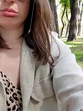 M1lfa online show from 10, 12, 2024