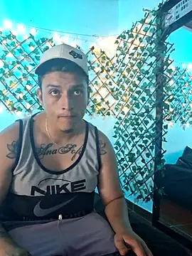 Snapshot of ethanandbrianna chatting on 13, 3, 2025 ethanandbrianna online show from 13, 3, 2025