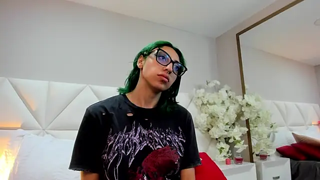 Snapshot of Im_gaia chatting on 20, 3, 2025 Im gaia online show from 20, 3, 2025