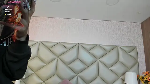 Snapshot of Im_gaia chatting on 10, 9, 2025 Im gaia online show from 10, 9, 2025