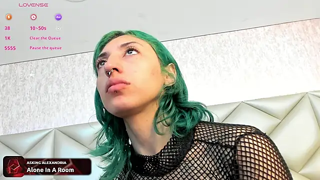 Snapshot of Im_gaia chatting on 4, 10, 2025 Im gaia online show from 4, 10, 2025