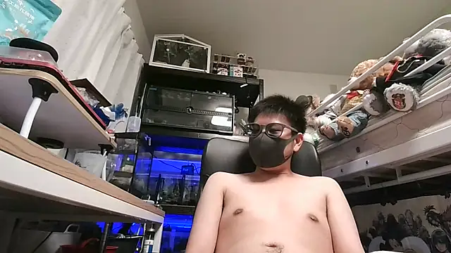 Owl1216 online show from 21, 12, 2024