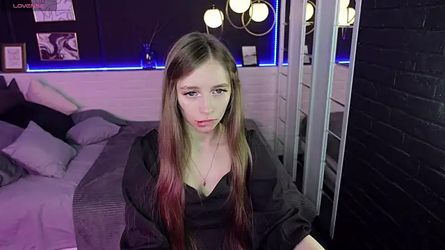 Snapshot of OliviaGentle chatting on 1, 12, 2024 OliviaGentle online show from 1, 12, 2024