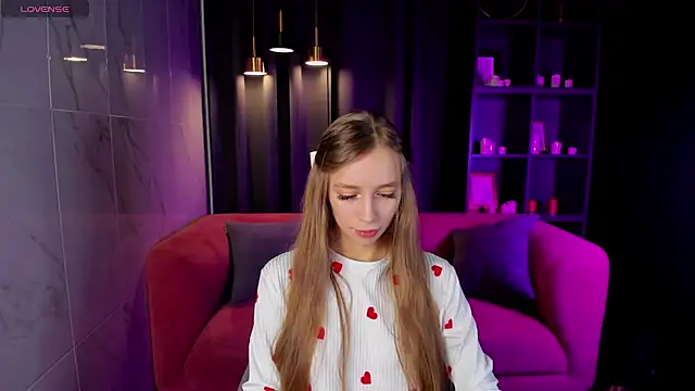 Snapshot of OliviaGentle chatting on 3, 12, 2024 OliviaGentle online show from 3, 12, 2024