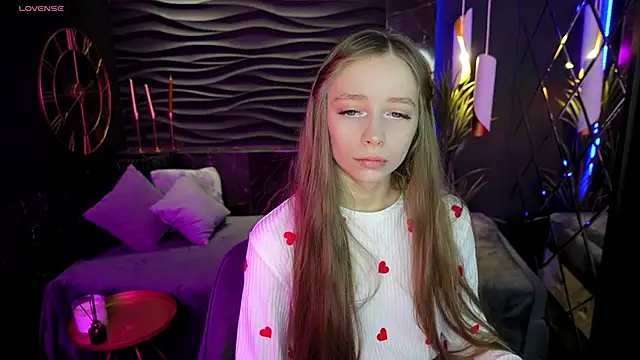 Snapshot of OliviaGentle chatting on 11, 12, 2024 OliviaGentle online show from 11, 12, 2024