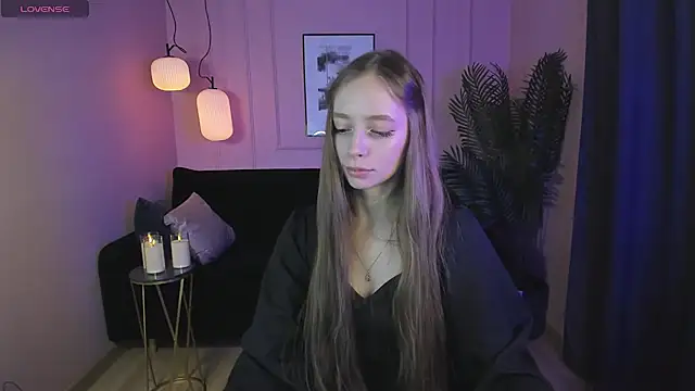 Snapshot of OliviaGentle chatting on 23, 12, 2024 OliviaGentle online show from 23, 12, 2024