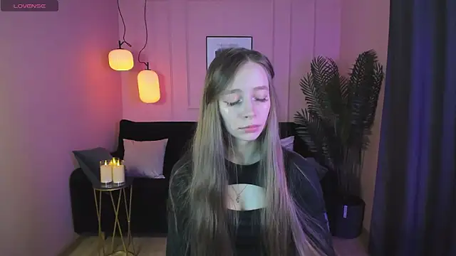 Snapshot of OliviaGentle chatting on 2, 1, 2025 OliviaGentle online show from 2, 1, 2025