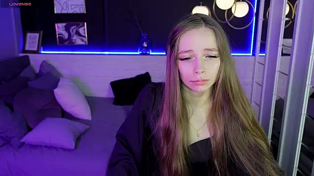 Snapshot of OliviaGentle chatting on 12, 1, 2025 OliviaGentle online show from 12, 1, 2025