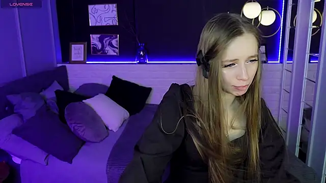 Snapshot of OliviaGentle chatting on 2, 2, 2025 OliviaGentle online show from 2, 2, 2025