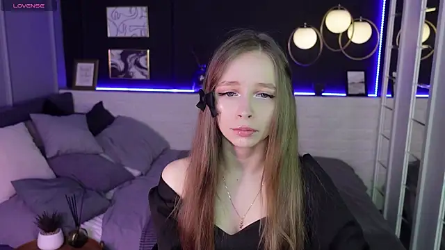 Snapshot of OliviaGentle chatting on 13, 2, 2025 OliviaGentle online show from 13, 2, 2025