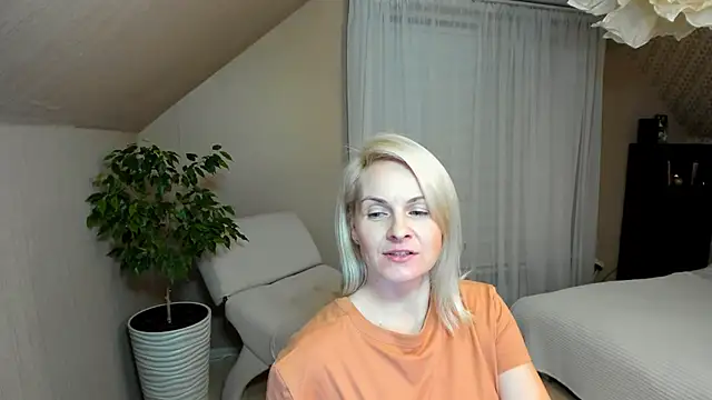 Alicee Gracee online show from 10, 1, 2025