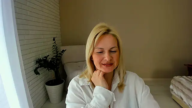Snapshot of Alicee_Gracee chatting on 20, 2, 2026 Alicee Gracee online show from 20, 2, 2026