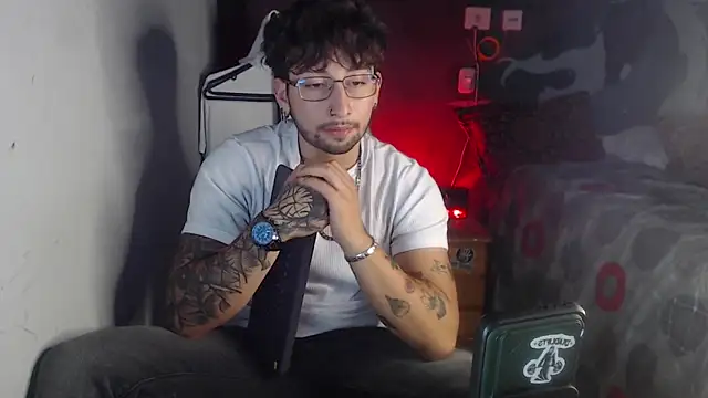 Dereck Dickson online show from 23, 11, 2025