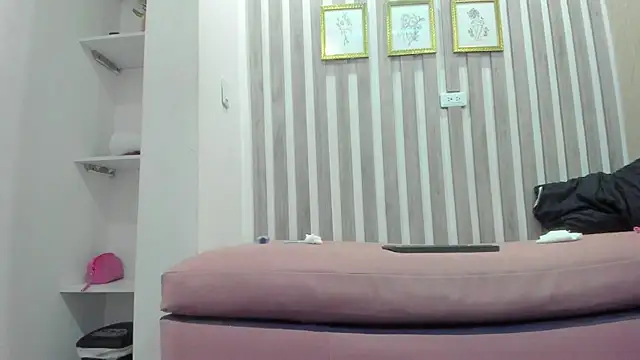 MarieMyller online show from 11, 11, 2025