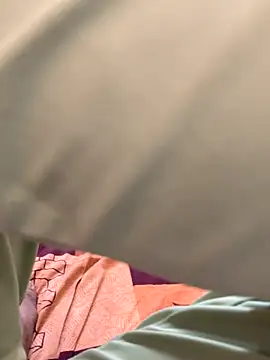 Snapshot of satrr_xxx chatting on 27, 10, 2025 satrr xxx online show from 27, 10, 2025