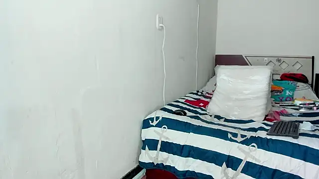 Snapshot of Brianrosex chatting on 5, 3, 2025 Brianrosex online show from 5, 3, 2025