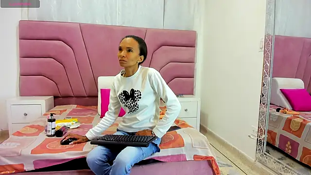 Snapshot of Brianrosex chatting on 24, 11, 2025 Brianrosex online show from 24, 11, 2025