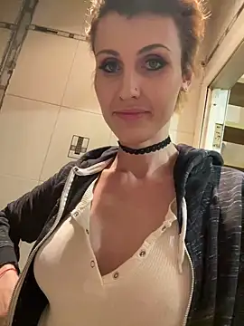 Kamila151 online show from 20, 1, 2025