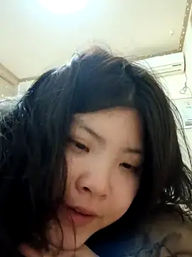 Snapshot of hello098712 chatting on 24, 2, 2025 hello098712 online show from 24, 2, 2025