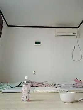 Snapshot of hello098712 chatting on 6, 10, 2025 hello098712 online show from 6, 10, 2025