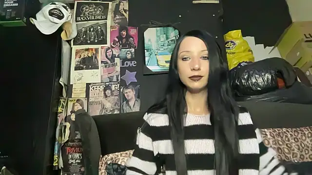 MissMidnightUK online show from 21, 10, 2025