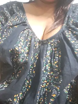 Snapshot of Hot-Anuska chatting on 7, 4, 2026 Hot-Anuska online show from 7, 4, 2026